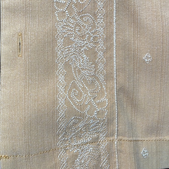 Tommy Bahama silk shirt sz L in excellent condition - Picture 3 of 7